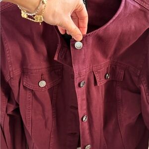H&M Burgundy Jean jacket never worn